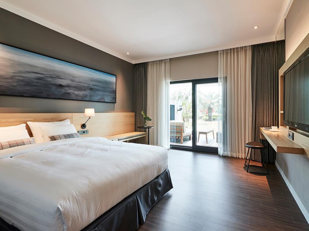 เดอะ สวีท โฮเทล เชจู Hotel ซอกวีโพ ภายนอก รูปภาพ